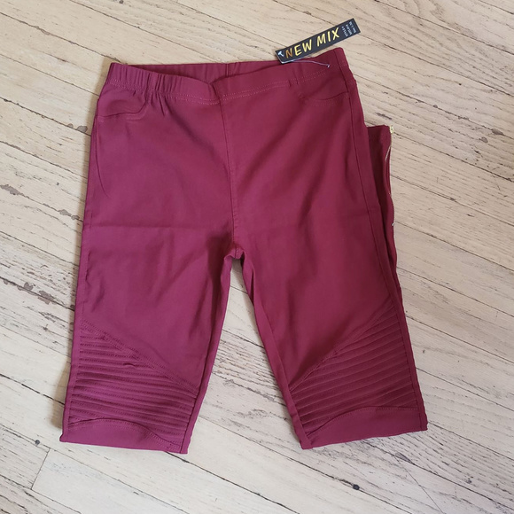 💕 HOST PICK💕  Burgundy Moto Jeggings - Picture 2 of 3